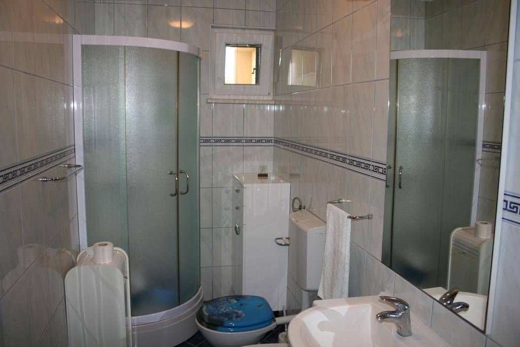 Tone & Marta Apartments 罗戈兹尼察 外观 照片